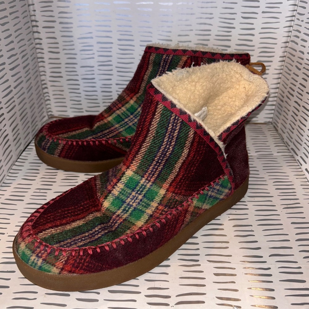 Sanuk Bootah Womens 8.5 Plaid Faux Shearling Lined Ankle Boots Red Green